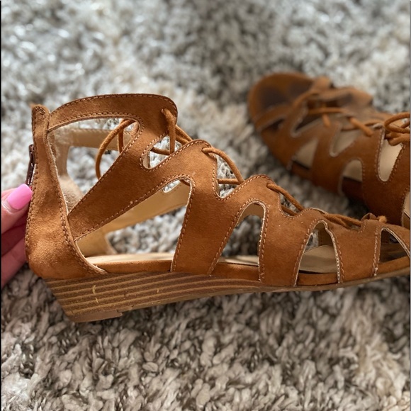 Express Gladiator Sandals - Picture 4 of 5